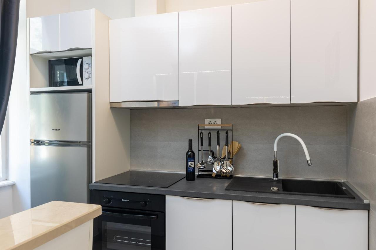 Porat Apartment