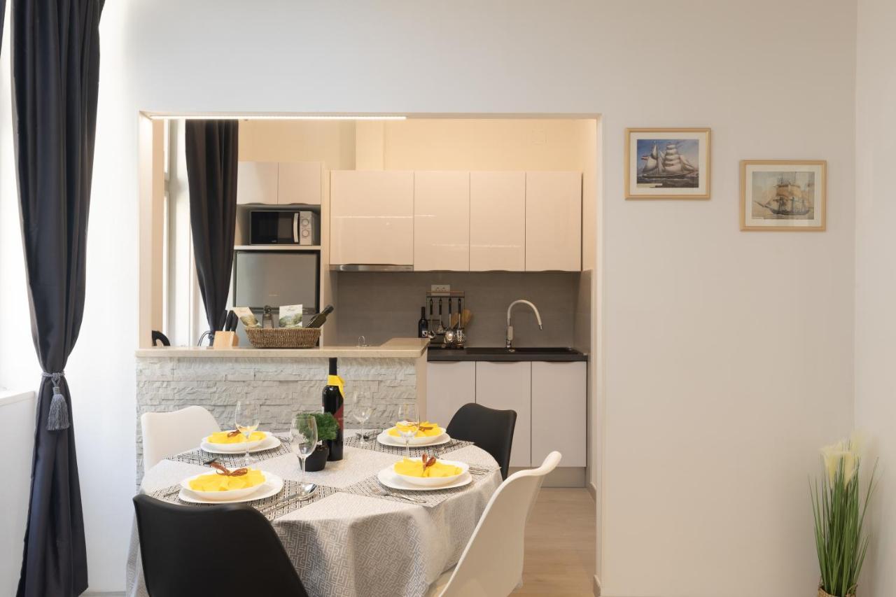 Porat Apartment *